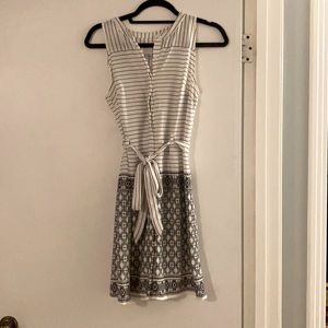 White/black, knee length dress, XS